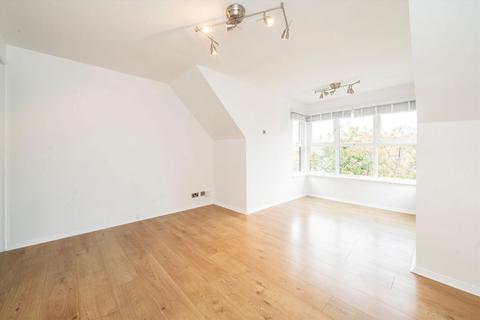 undefined, Pursewardens Close, London W13