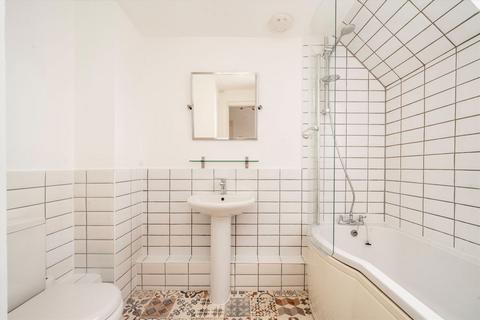 undefined, Pursewardens Close, London W13