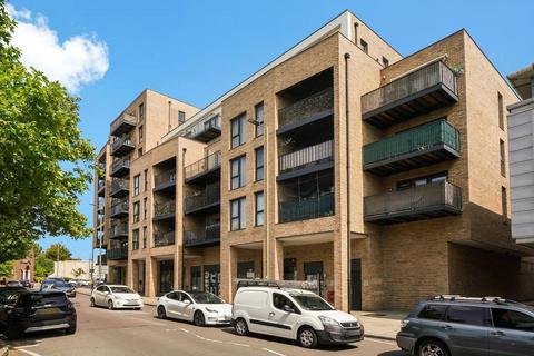 1 bedroom flat for sale, Woodley Crescent, London NW2