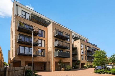 1 bedroom flat for sale, Woodley Crescent, London NW2