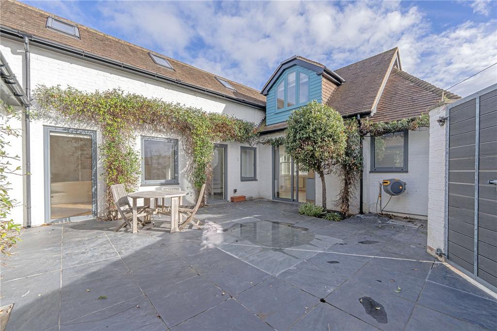 Courtyard Garden