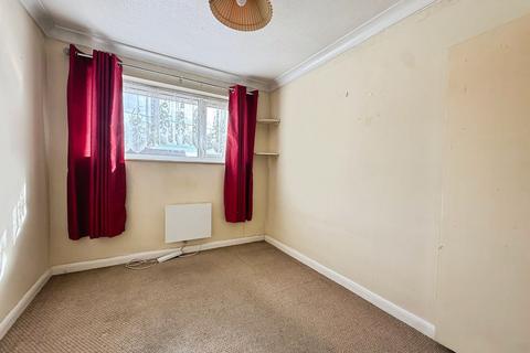 2 bedroom flat for sale, New Lydd Road, Rye TN31