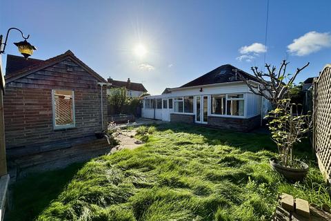 undefined, Roundle Road, Felpham