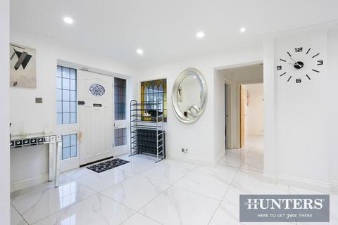 4 bedroom detached house for sale, Rosebery Road, Epsom