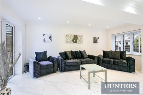 4 bedroom detached house for sale, Rosebery Road, Epsom