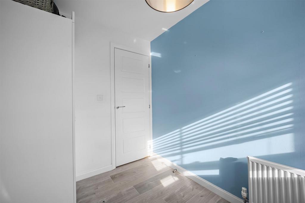 12 Springwell Avenue-13.jpg