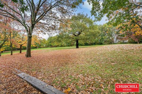 undefined, Boleyn Court, Epping New Road, Buckhurst Hill