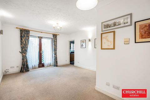 undefined, Boleyn Court, Epping New Road, Buckhurst Hill