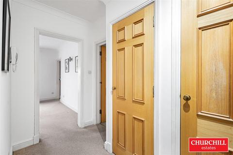 undefined, Boleyn Court, Epping New Road, Buckhurst Hill