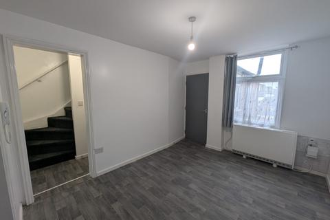 3 bedroom apartment to rent, 203 Mere Road, Leicester LE5