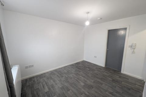 3 bedroom apartment to rent, 203 Mere Road, Leicester LE5