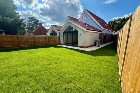 3 bedroom semi-detached house for sale, Pinetrees, Purdis Farm Lane, Ipswich