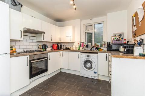4 bedroom terraced house to rent, Park Crescent Road, Brighton