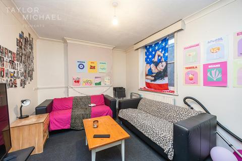 5 bedroom terraced house to rent, Coleman Street, Brighton