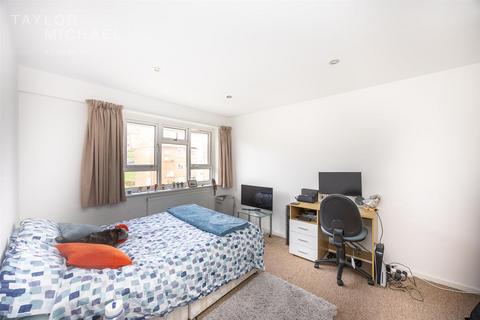 undefined, Selsfield Drive, Brighton