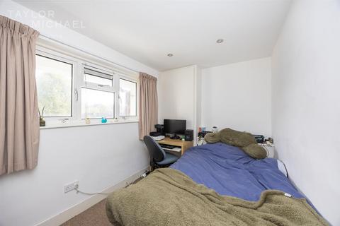 undefined, Selsfield Drive, Brighton