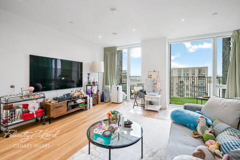 3 bedroom apartment for sale, Cavendish Square, London E16