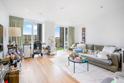 3 bedroom apartment for sale, Cavendish Square, London E16