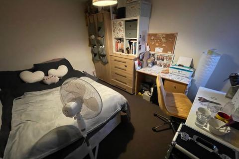 undefined, Blenheim Road, Reading, RG4