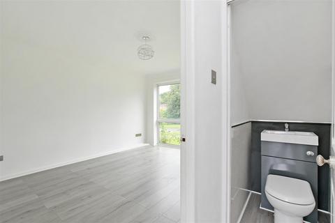 2 bedroom semi-detached house to rent, Pentland Road, Dronfield Woodhouse, Dronfield