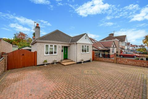3 bedroom detached bungalow for sale, Buckingham Avenue, Welling, DA16