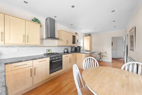 3 bedroom detached bungalow for sale, Buckingham Avenue, Welling, DA16