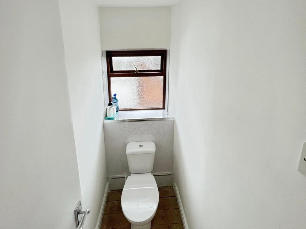 Separate WC