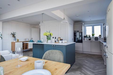 3 bedroom detached bungalow for sale, Valkyrie Avenue, Whitstable