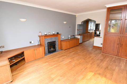 2 bedroom semi-detached house for sale, Russell Drive, Swalecliffe, Whitstable