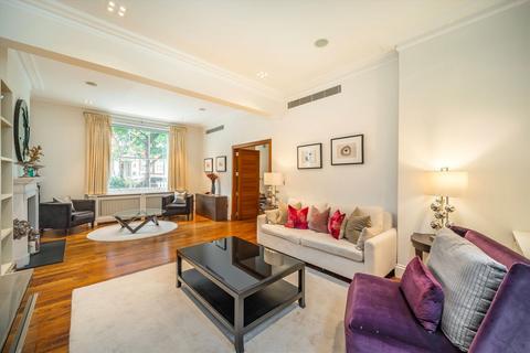 Sheffield Terrace, London W8