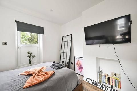 undefined, North End Road, West Kensington, London, W14