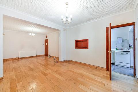 6 bedroom end of terrace house for sale, Francis Road, Hounslow, TW4