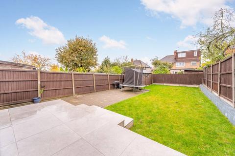 3 bedroom end of terrace house for sale, Rosehill Gardens, Perivale, Greenford, UB6