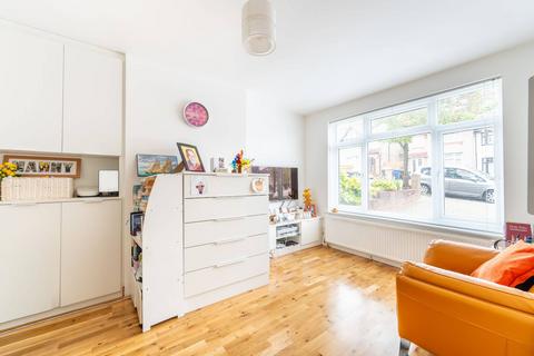 3 bedroom end of terrace house for sale, Rosehill Gardens, Perivale, Greenford, UB6