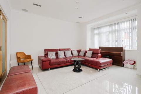 undefined, Springfield Avenue, London SW20