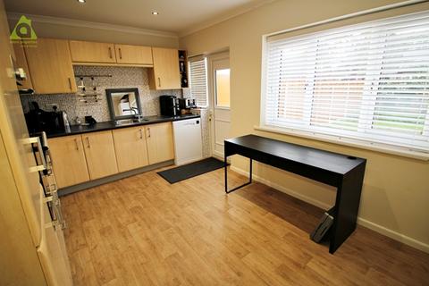 3 bedroom semi-detached house for sale, Gellert Road, Westhoughton, BL5 2HX