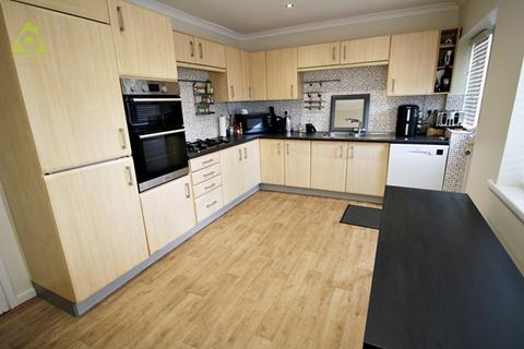 3 bedroom semi-detached house for sale, Gellert Road, Westhoughton, BL5 2HX
