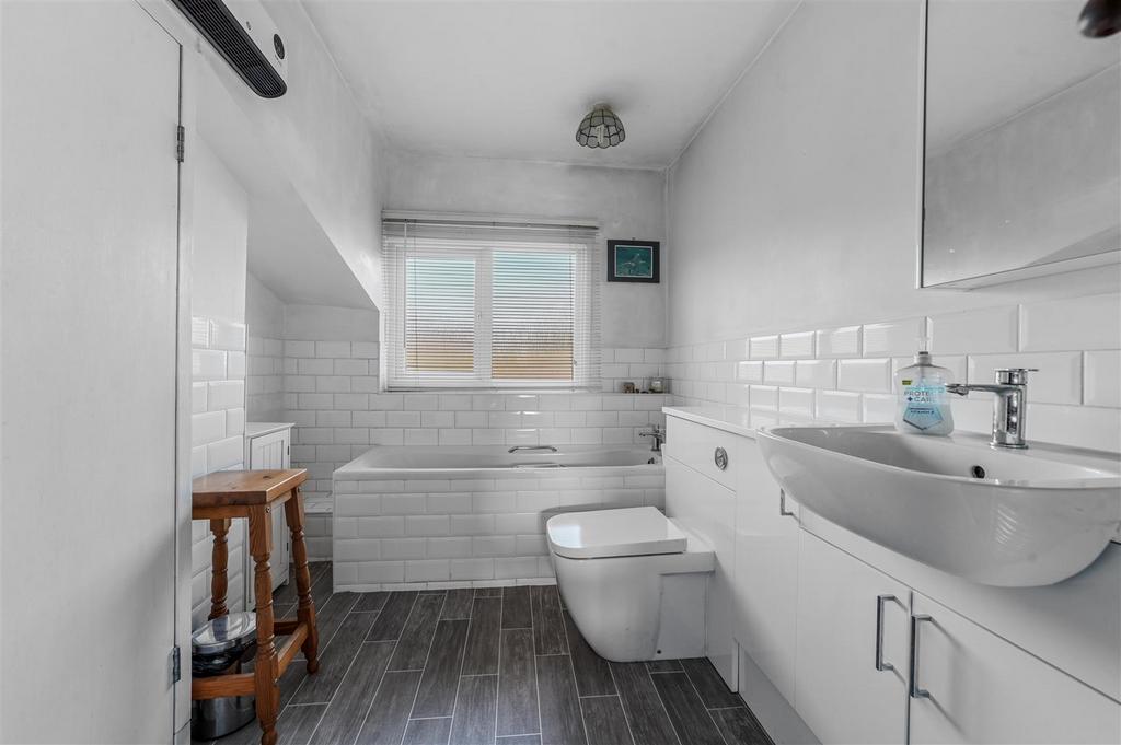 Family bathroom