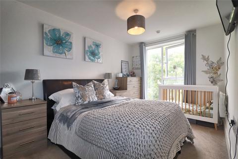 1 bedroom flat for sale, Hazel House, Woking GU22