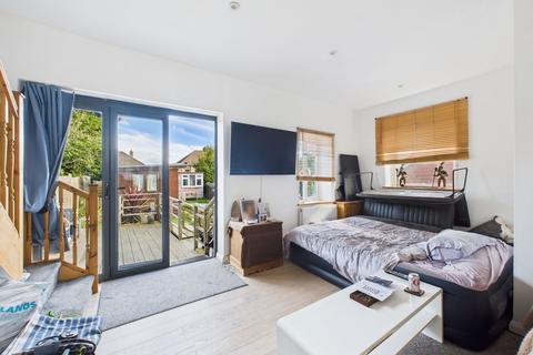 3 bedroom chalet for sale, Lewis Road, Lancing, BN15 0NT