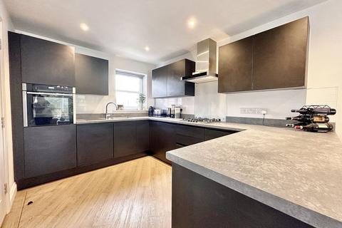 3 bedroom semi-detached house for sale, King George Gardens, Carlisle CA4