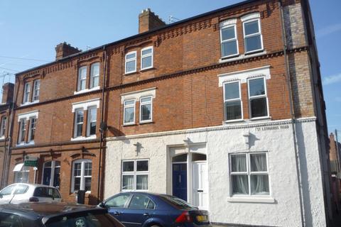 5 bedroom townhouse to rent, St Leonards Road, Leicester LE2