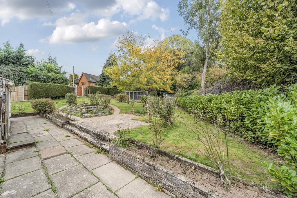 1363880-5-68e52bbd41bad