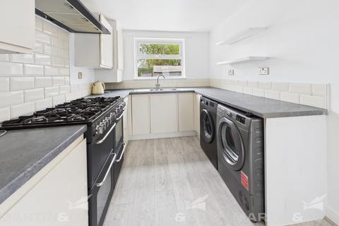 22 Gordon Road, Edlington, Doncaster, DN12 1AF