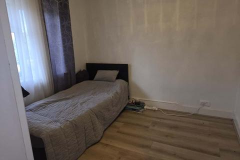 undefined, Raleigh Road, Feltham, Greater London, TW13