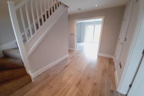 4 bedroom detached house for sale, Lapwing Close, Beckingham, Doncaster