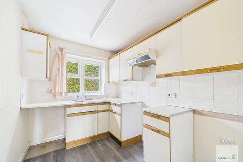 2 bedroom maisonette for sale, Hallcroft Court , Hucknall