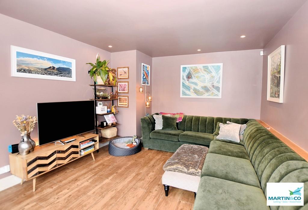 Front Lounge
