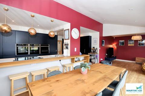 4 bedroom detached house for sale, Winchester Drive, Burbage
