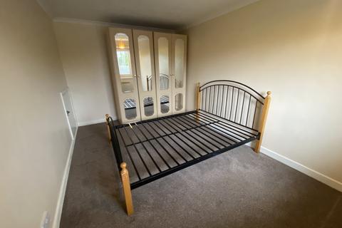 undefined, Simon Way, Southampton SO18